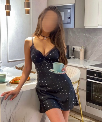 Я опытна и искусна в искусстве соблазнения и наслаждения, обладаю уникальными талантами, которые расскажу тебе в личных сообщениях. Я оцениваю каждую минуту вместе, поэтому ты можешь быть уверен, что я предложу тебе только самое лучшее интимное удовольствие. Знакомства со мной будут полны страсти и нежности, я научу тебя, как наслаждаться каждым мгновением. Мои фото и положительные отзывы подтвердят мою красоту и привлекательность. Забудь о повседневных заботах и позволь мне сделать твои фантазии реальностью, отправившись в сексуальное приключение в Москве! 😘🔥💋 7760, 24 года