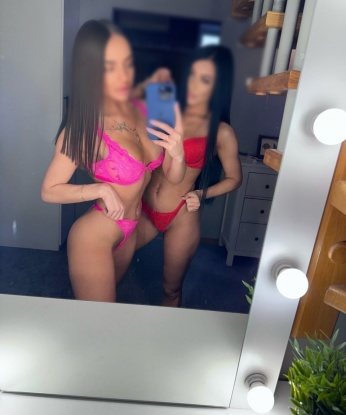 Я опытна и знаю, как доставить тебе удовольствие 💋 Живу в Москве, Москва - город возможностей, а я - твоя самая сокровенная желанная фантазия 🌟 У меня есть множество услуг, которые мы можем попробовать вместе... А ты уже представляешь наше с Тобой приключение? Чекаю отзывы и фото на своем профиле, давай решимся на встречу? 💌✨ 8396, 21 год